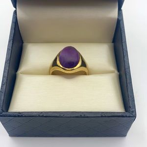Vintage amethyst real gold ring